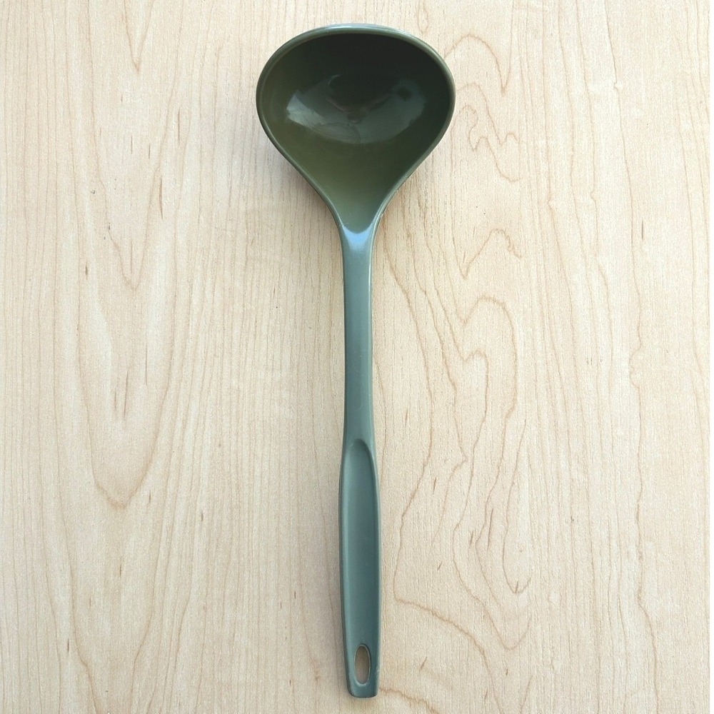 Foley Vintage Olive Green Plastic Ladle‎ Kitchen Utensil Kitchenware
